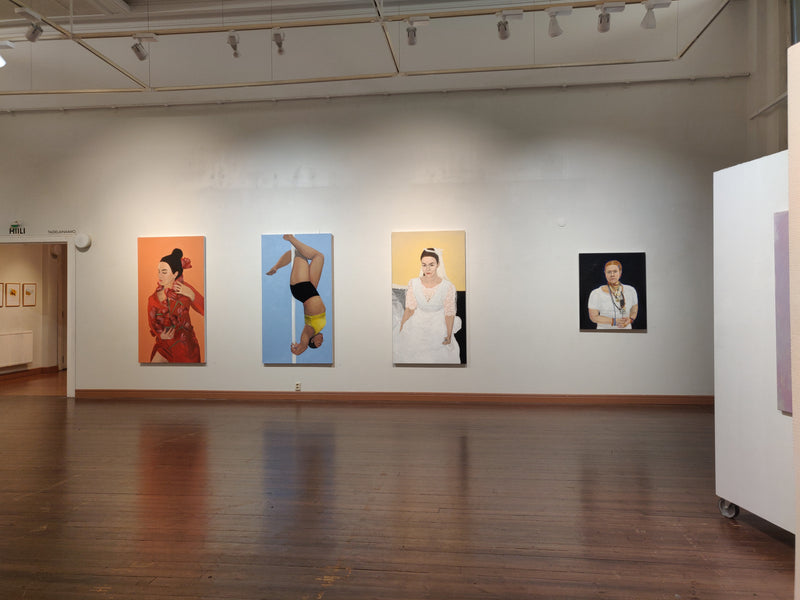 Nainen / The Woman - image 4