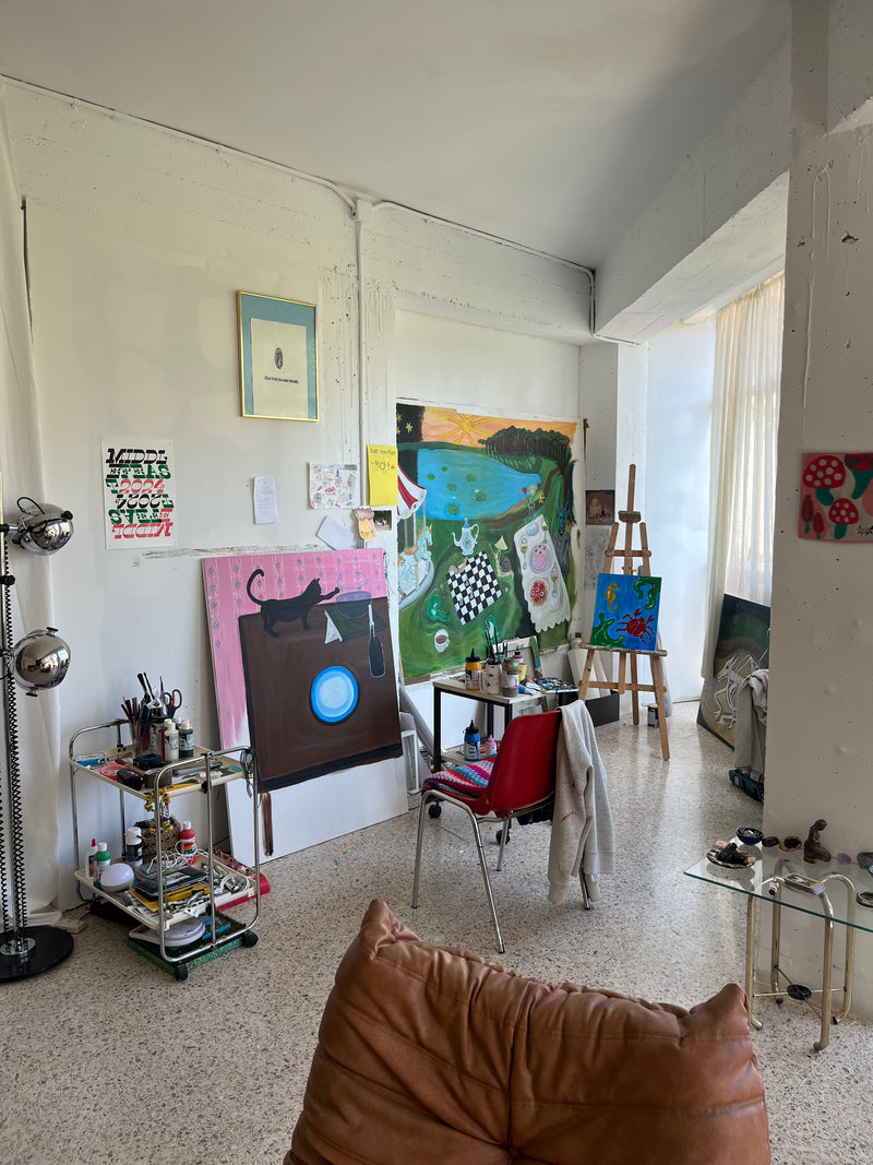 The kitchen table of a witch - image 3